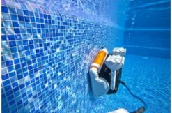 Maytronics Dolphin Dolphin Explorer Zwembadrobot -Zwembadverzorging Verkoopwinkel maytronics dolphin dolphin explorer zwembadrobot 2