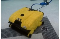 Maytronics Dolphin Dolphin Wave 150 Zwembadrobot -Zwembadverzorging Verkoopwinkel maytronics dolphin dolphin wave 150 zwembadrobot 4
